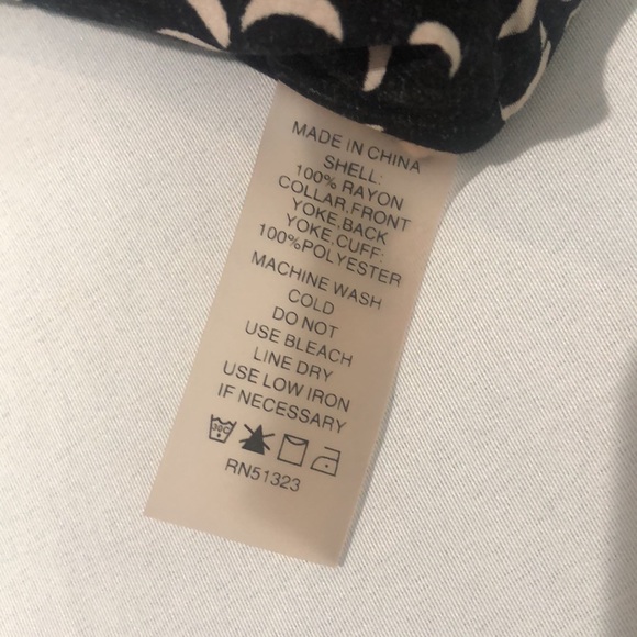 Vince Camuto Medium blouse long sleeve - Picture 14 of 14